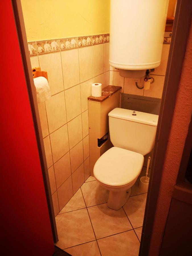 5 Pax Plein Soleil - Propre, Bon Marché, Emplacement ! Appartement